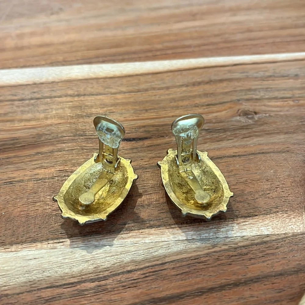 Chico's Multicolor Diamond Patterned Gold Clip On Earrings